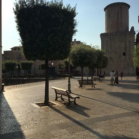Old Casale * פונדי